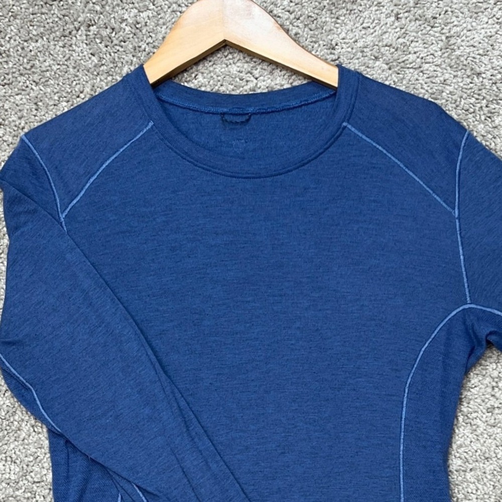 KUHL Top Womens Small Blue Heathered Long Sleeve Thumbholes Akkomplice Krew EUC - Picture 2 of 12